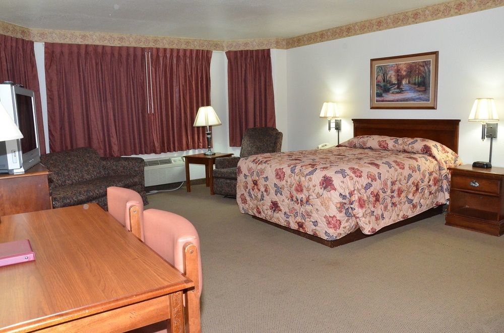 All Towne Suites Saint Robert Eksteriør bilde